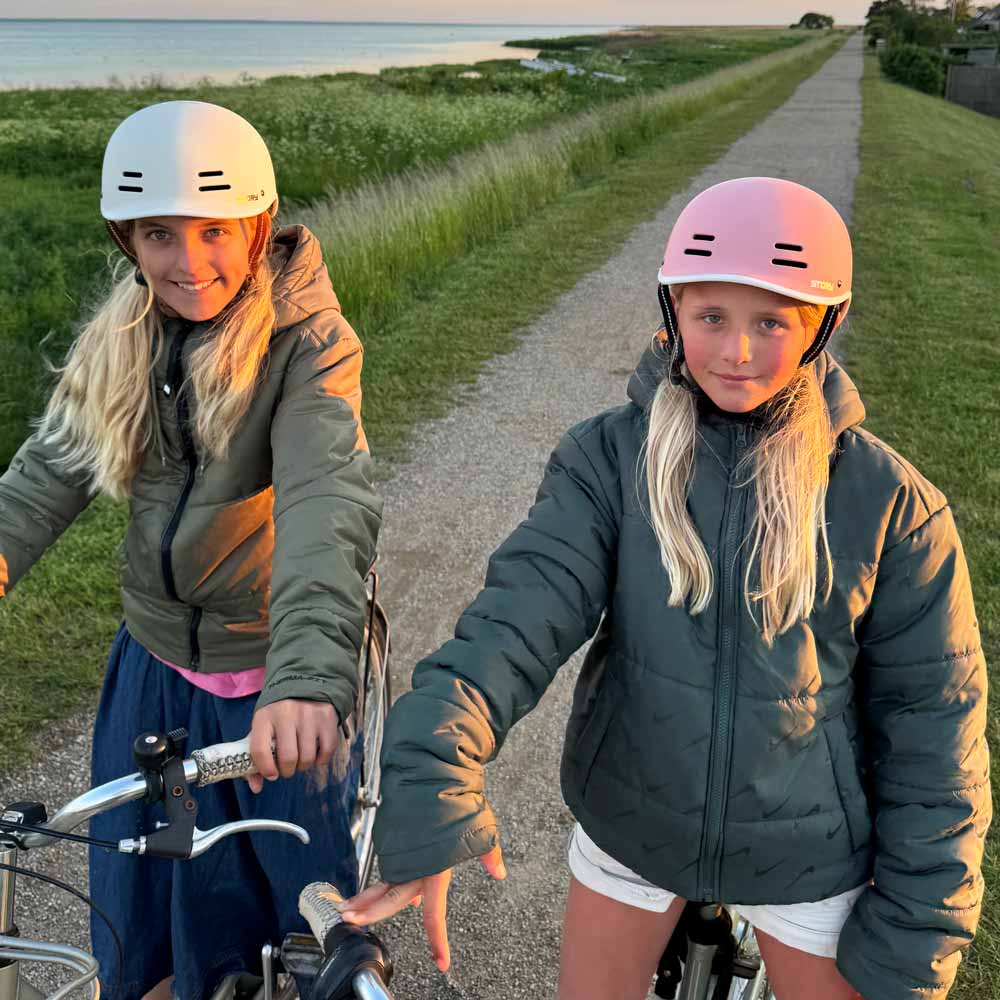 Story Retro Certified Helm