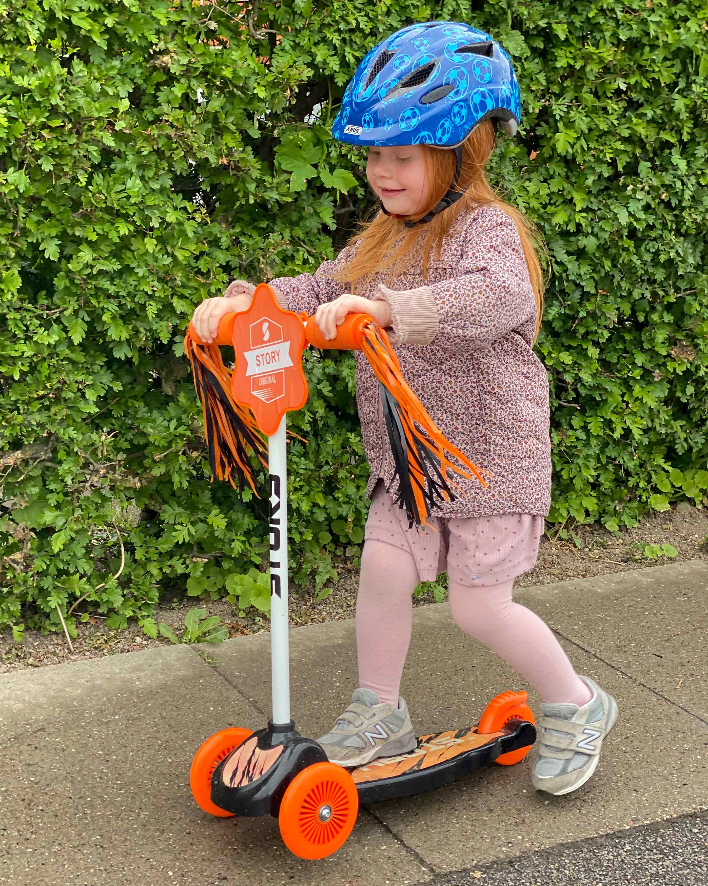 Story Turbo Jett kinderstep met 3 wielen