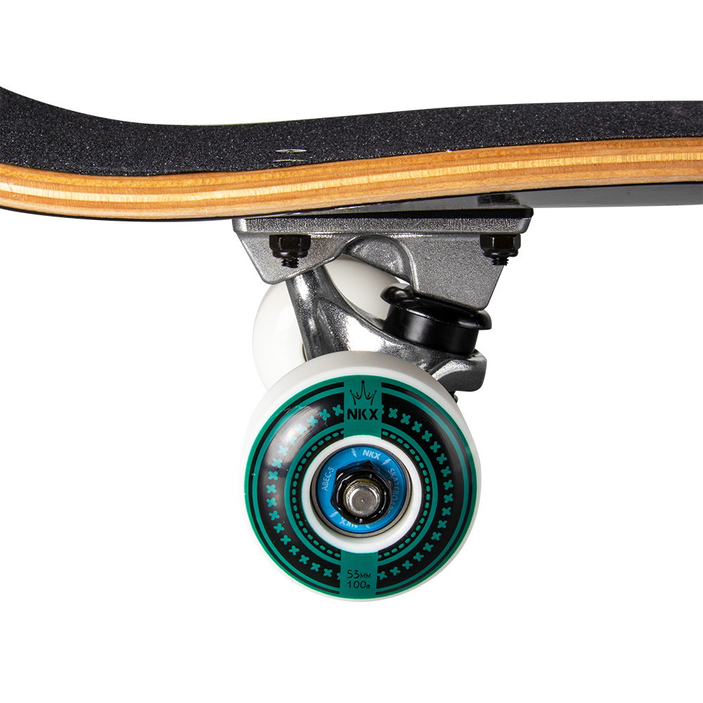 NKX Skateboard 8.25