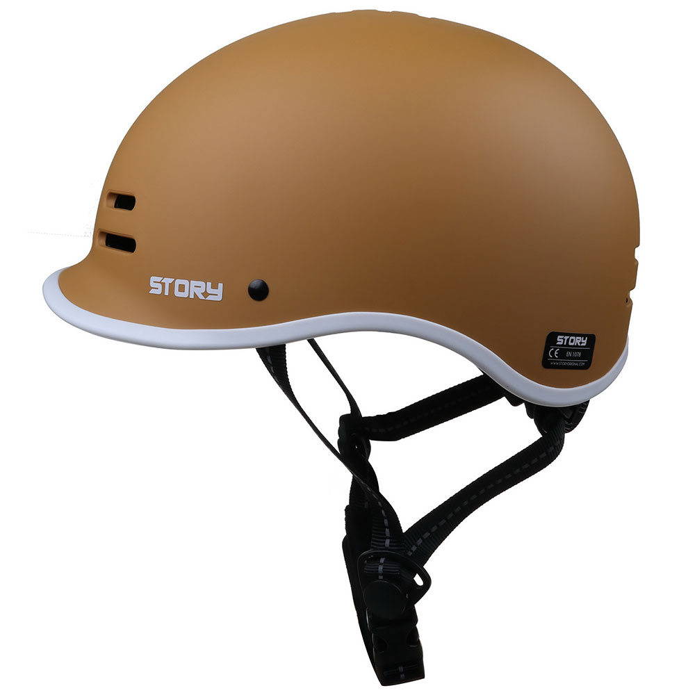 Story Retro Certified Helm