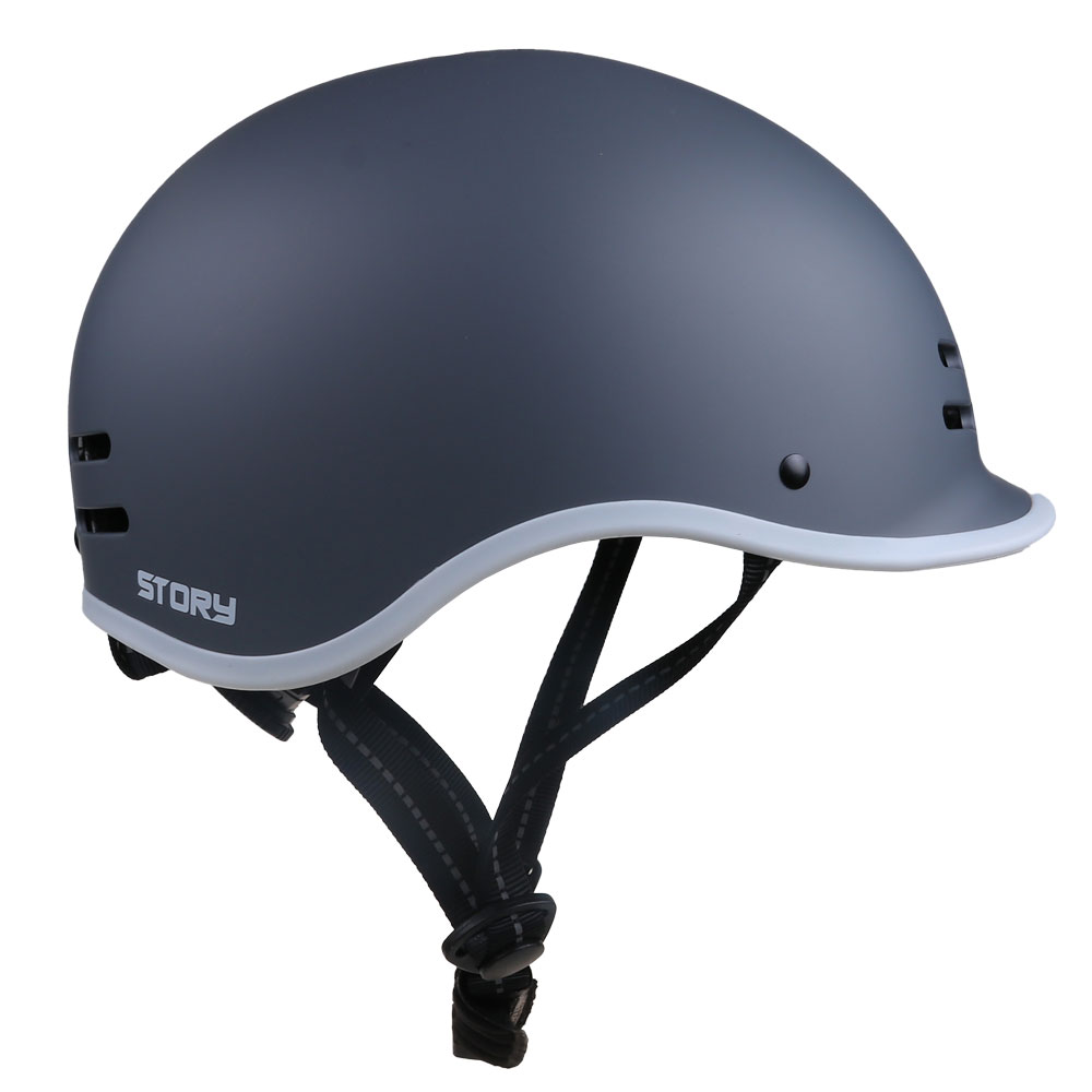 Story Retro Certified Helm